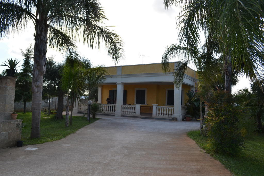 B&B Villa Bismi Монтерони ди Лече Екстериор снимка